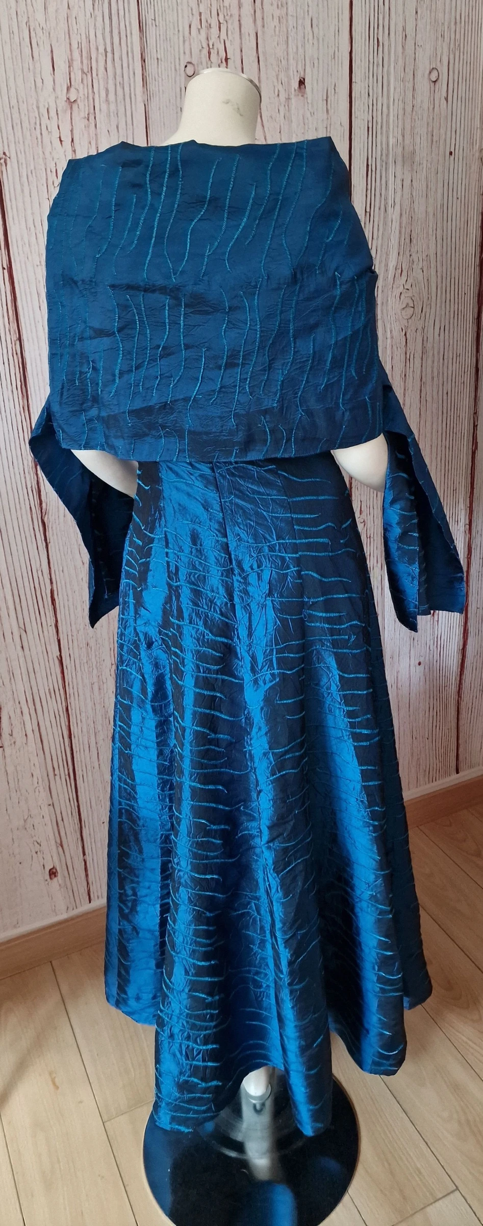 Vestido de Festa Solto Koton Azul Elétrico com Lenço - Tamanho P – photo 8